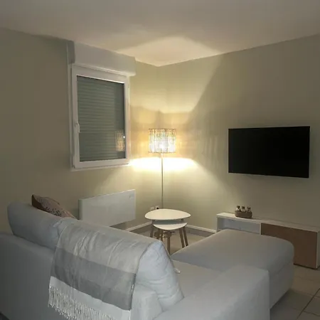 Sur Oiseaux Apartment
